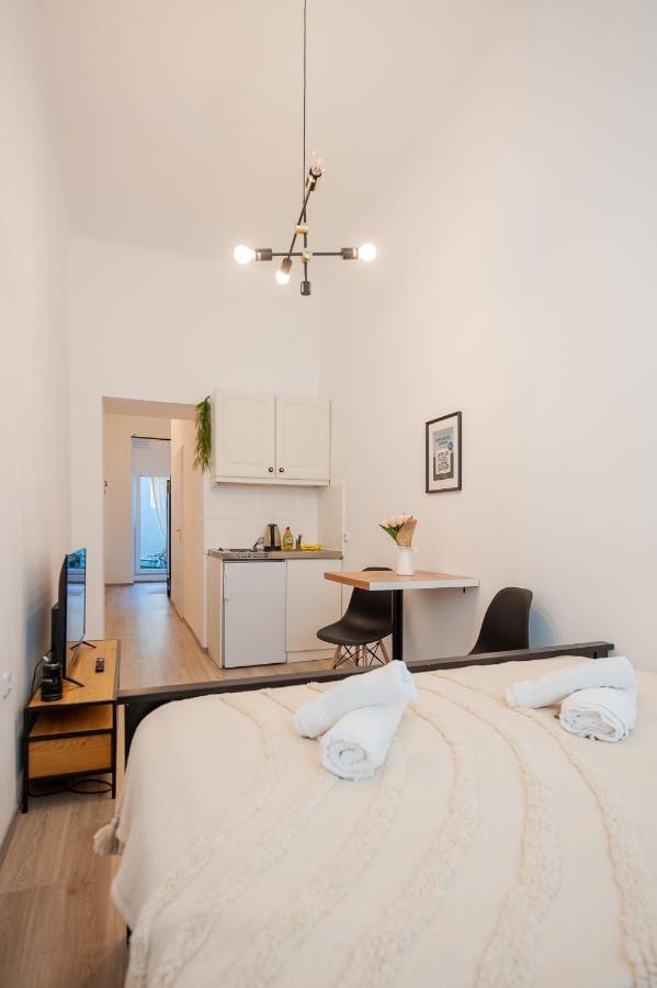 My City Apartment - Vienna Cosy Room Екстер'єр фото