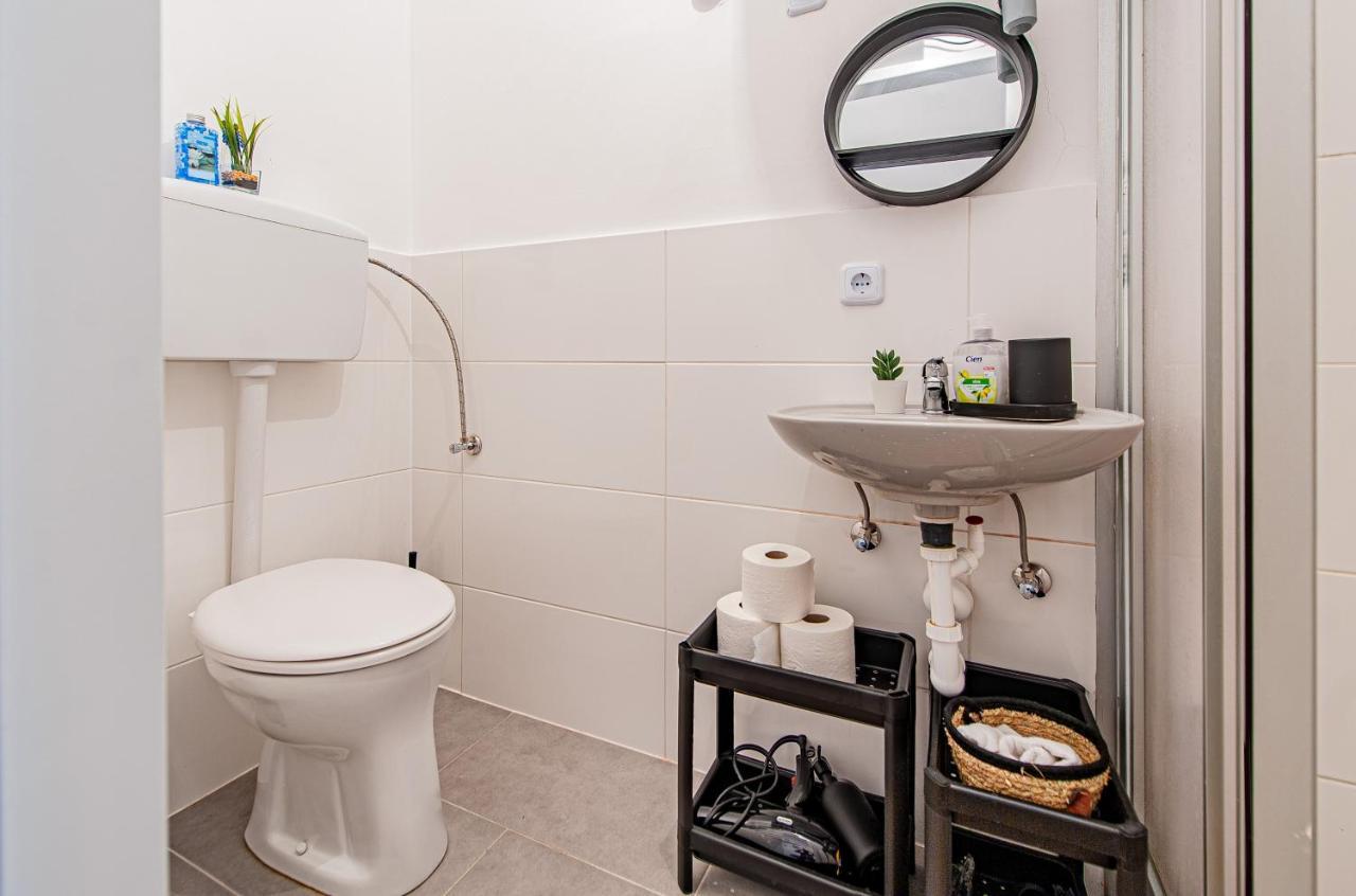 My City Apartment - Vienna Cosy Room Екстер'єр фото
